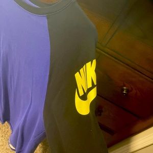 Nike 3/4 length shirt